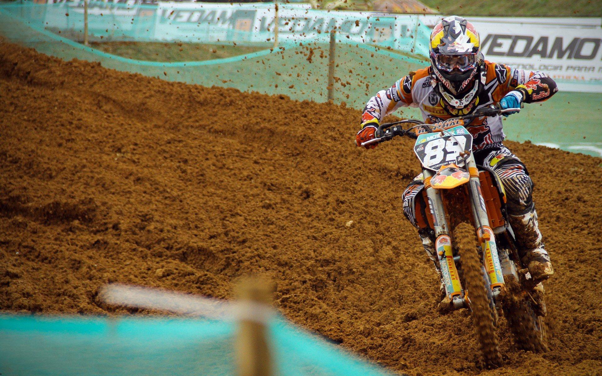 费德勒退役一周年，回顾传奇生涯与不朽遗产