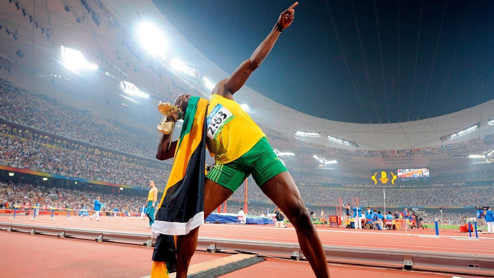 转会市场风云再起，豪门争抢新星，天价合约重塑足坛格局