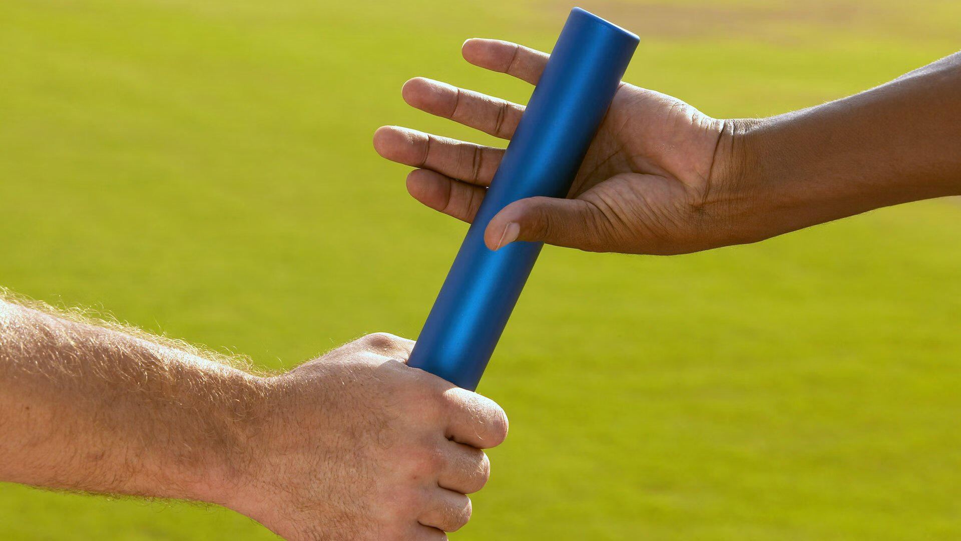 百米飞人巅峰对决，新星闪耀，传奇延续